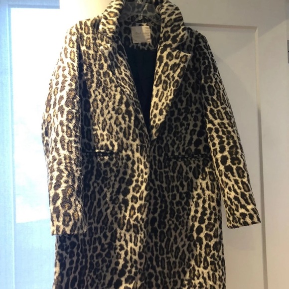 Altar'd State Jackets & Blazers - LAST CHANCE Altar’d state large cheetah coat